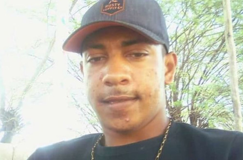 Urgente: Jovem foi assassinado a tiros no meio da rua