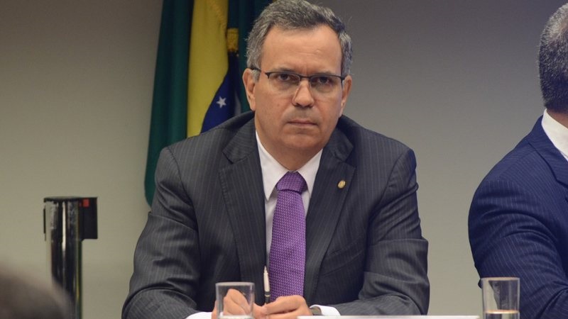 Félix Mendonça diz que governo culpa cidadão de bem pelo aumento da violência na Bahia.