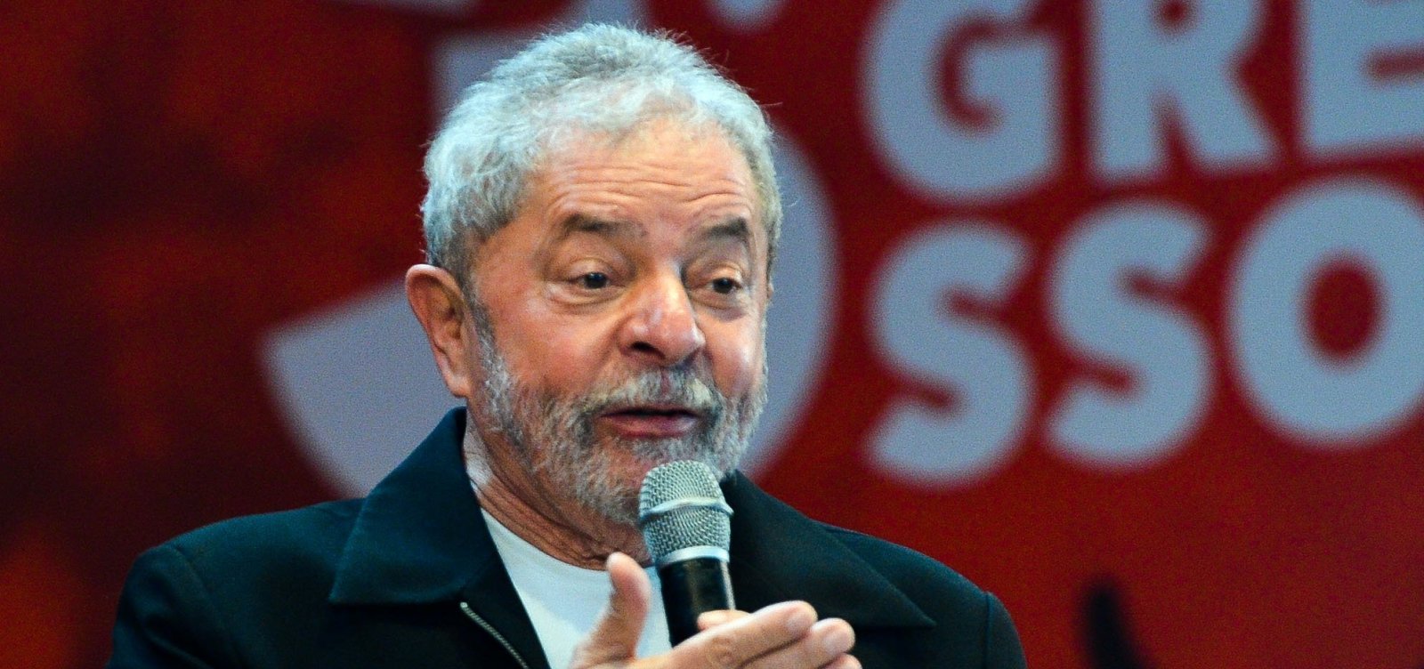 Lula lista leis de seu governo para tentar quebrar resistência entre evangélicos