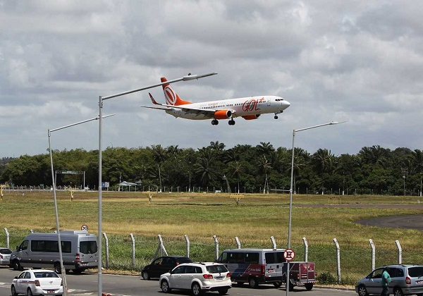 Petrobras reduz preço da gasolina de aviação