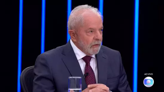 Lula critica Lava Jato, rebate corrupção e aponta erros de Dilma