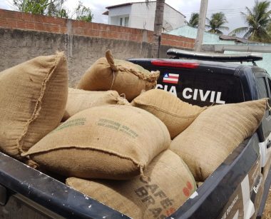 Dupla que roubou mais de 700 kg de café é presa em Eunápolis na Bahia