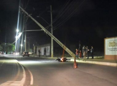 Casal morre após moto bater em poste em Vitória da Conquista