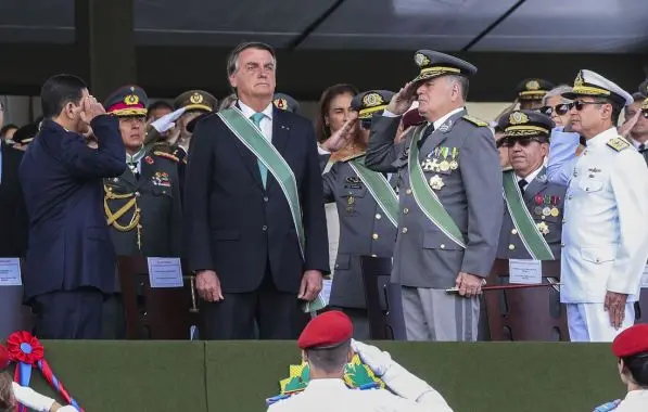 Bolsonaristas culpam generais por impedir um golpe, e Exército vê ataque covarde