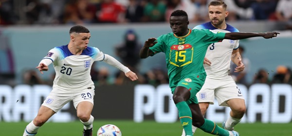 Inglaterra faz três em Senegal e enfrenta a França nas quartas de final