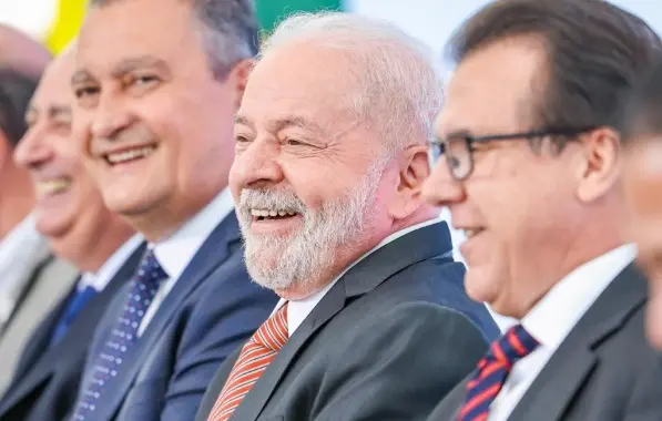 Lula volta a defender mudanças no imposto de renda e isenção para quem recebe até R$ 5 mil