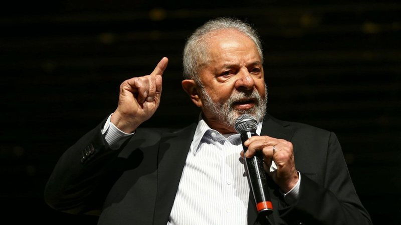 Lula diz que democracia venceu as eleições e defende urnas em discurso de posse