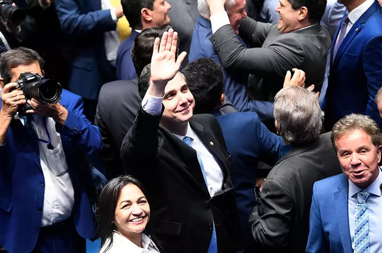 Rodrigo Pacheco é reeleito presidente do Senado Federal