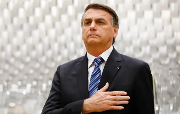 Ação que mira Bolsonaro inelegível acelera com prova em vídeo e foco em fala a embaixadores