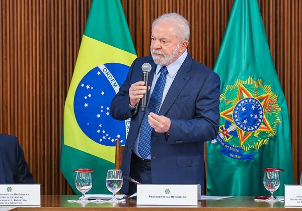 Após três anos, Brasil retorna à Unasul