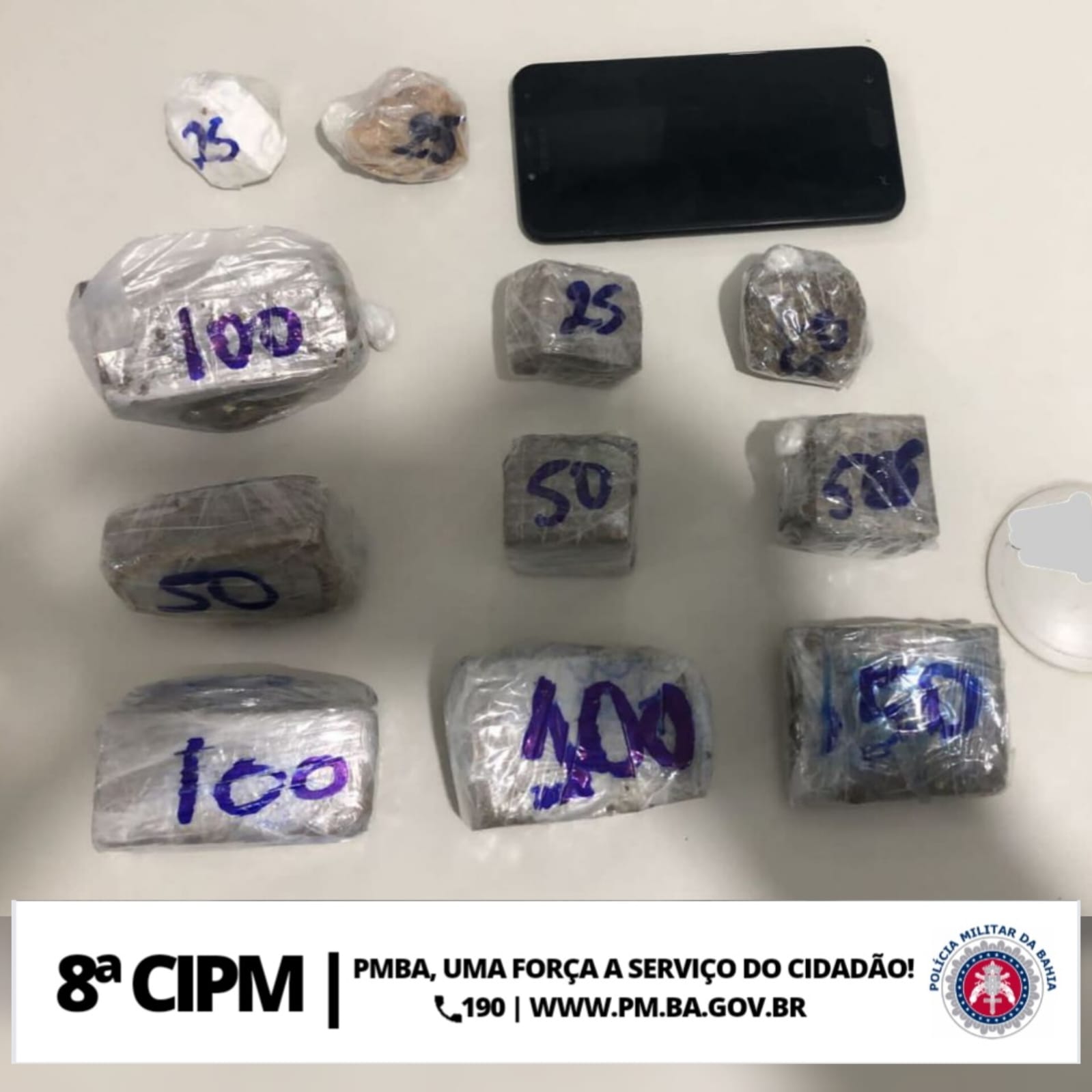 8ª CIPM: Durante Rodas Escolar Polícia Militar Aprende Droga em Macarani