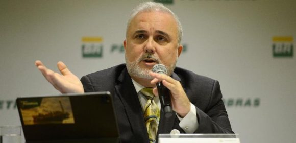 Petrobras promete preço menor nos combustíveis