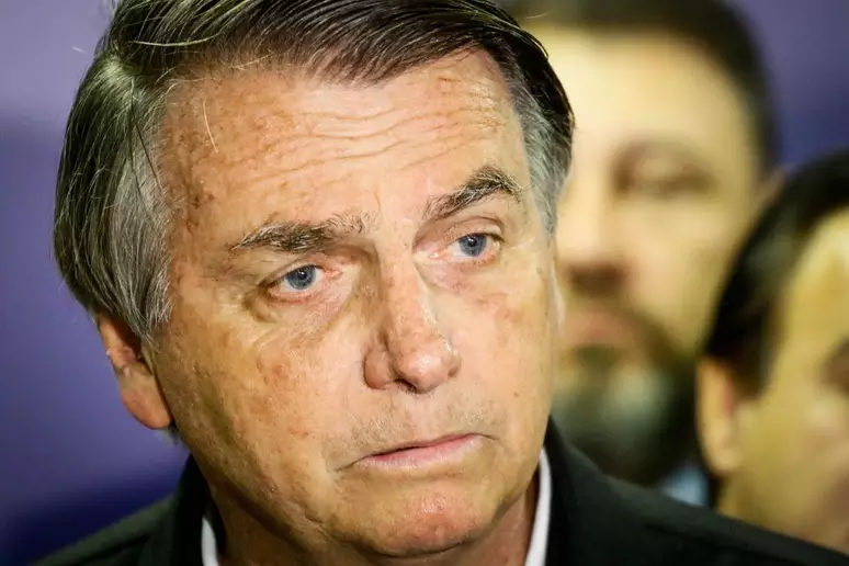 TSE forma maioria para manter inelegibilidade de Bolsonaro