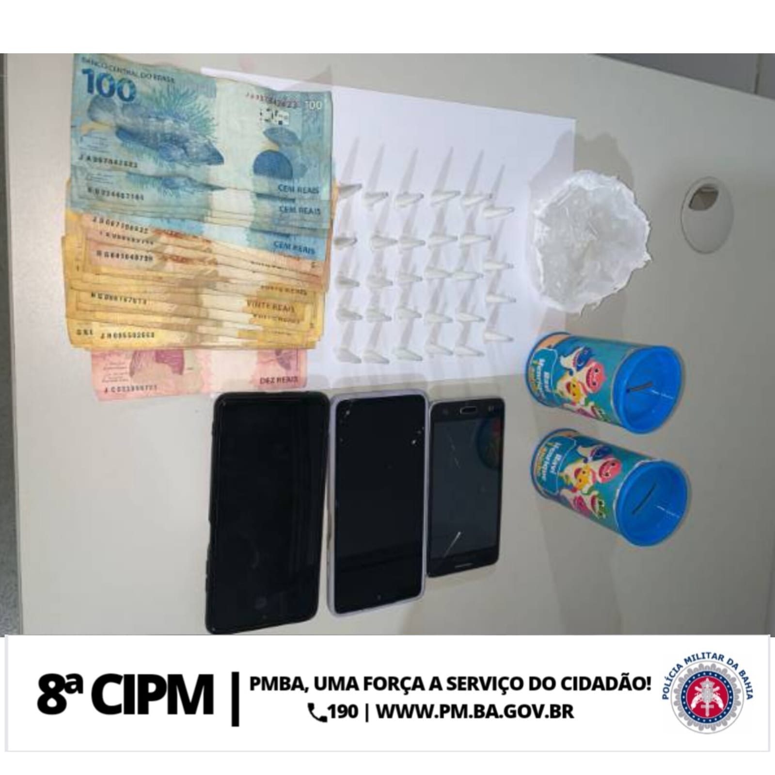 8ª CIPM: Casal é Preso Por Tráfico de Drogas em Macarani