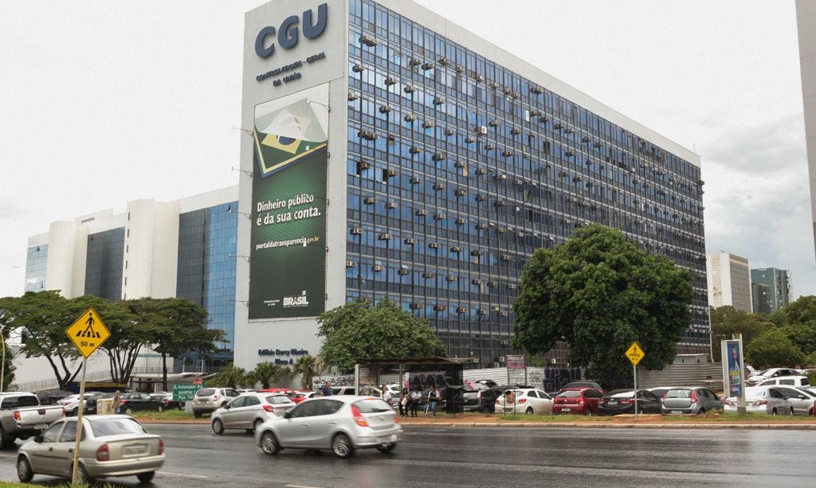 CGU encontra distorções contábeis de R$ 202 bi na gestão de Bolsonaro; Conclusões são referentes ao exercício financeiro de 2022