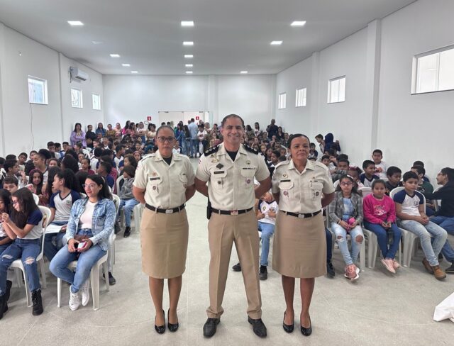 8ª CIPM: Formatura de 155 Estudantes no Programa Educacional de Resistência às Drogas (Proerd) em Caatiba