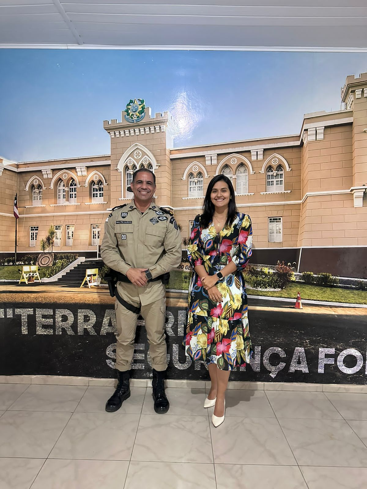 Promotora de Justiça Karina Costa, realizou visita institucional à sede da 8ªCIPM