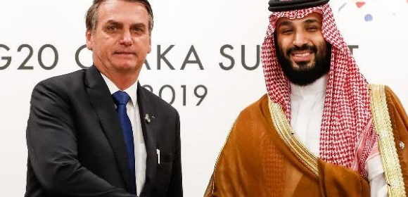 Príncipe saudita que presenteou Bolsonaro com joias desmarca reunião com Lula