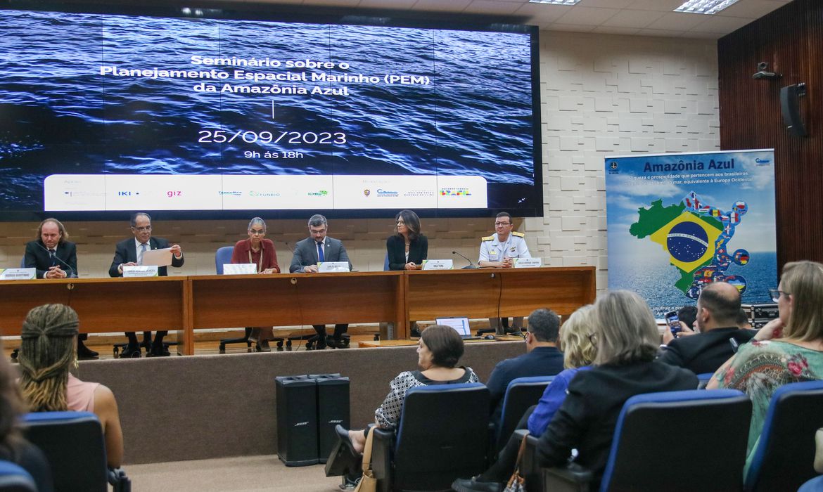 Brasil quer explorar riquezas naturais marítimas sem riscos ambientais;  Ibama e MMA participam de seminário sobre planejamento da Amazônia