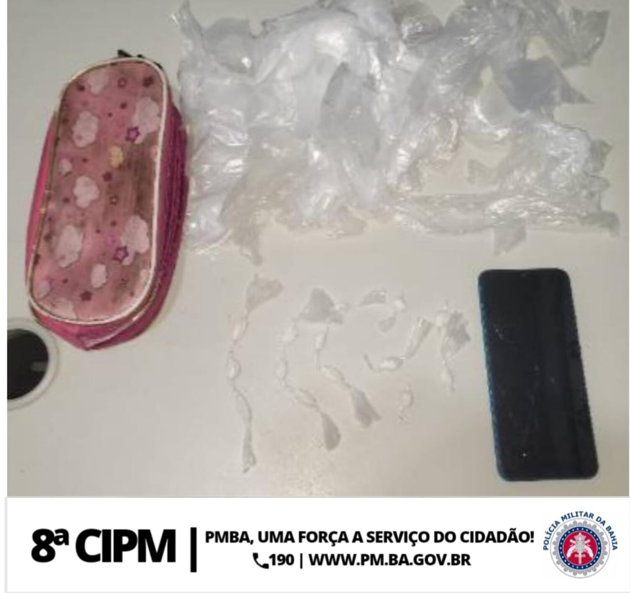 PETO da 8ª CIPM  Apreende Droga e Conduz Adolescente Ao Complexo Policial de Itapetinga