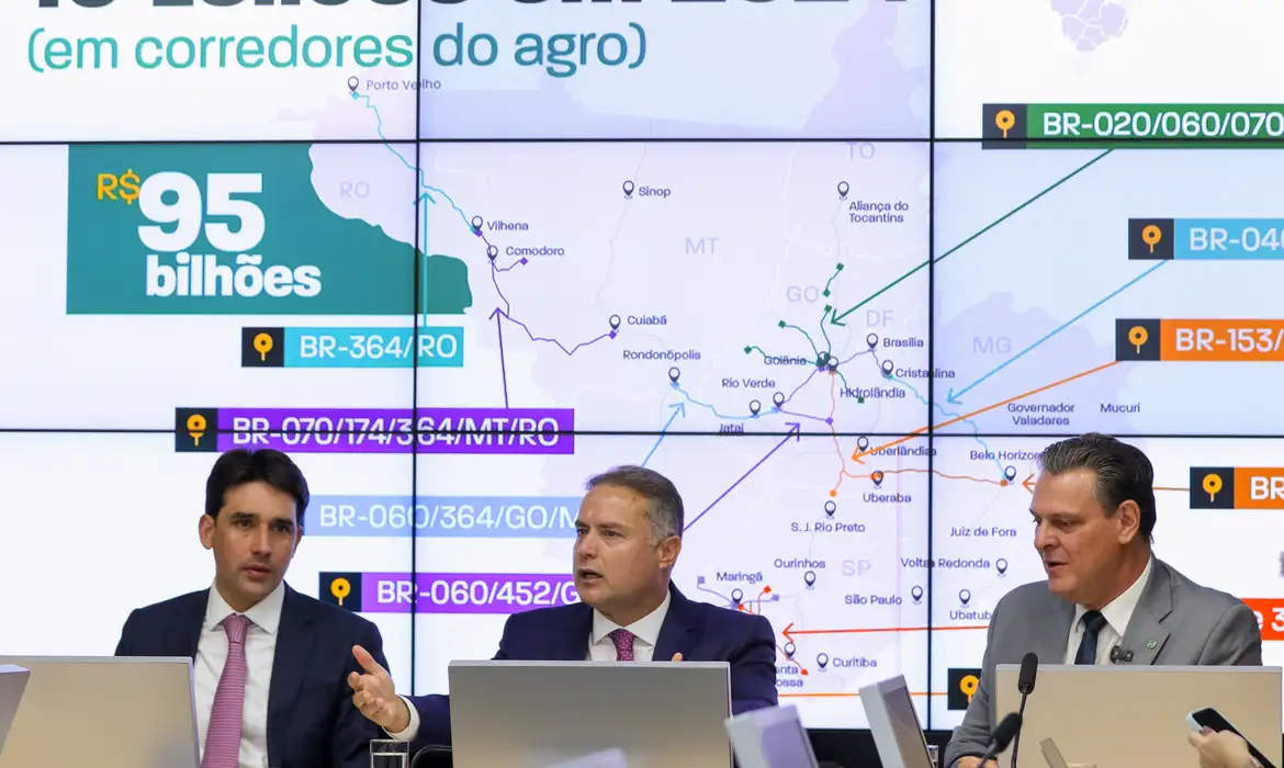 Governo anuncia aumento de 30% em recursos para corredores do agro;  Previsão é investir R$ 4,7 bilhões neste ano