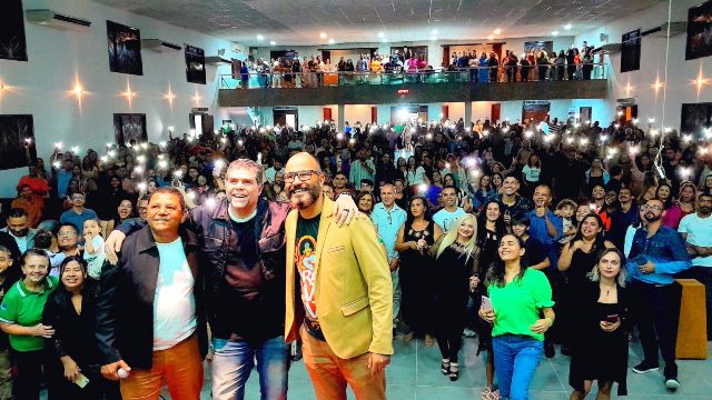 Segunda Igreja Batista de Itapetinga Promoveu Uma Noite de Adoração ao Senhor E Solidariedade Com a Apresentação de Kim da Banda Catedral