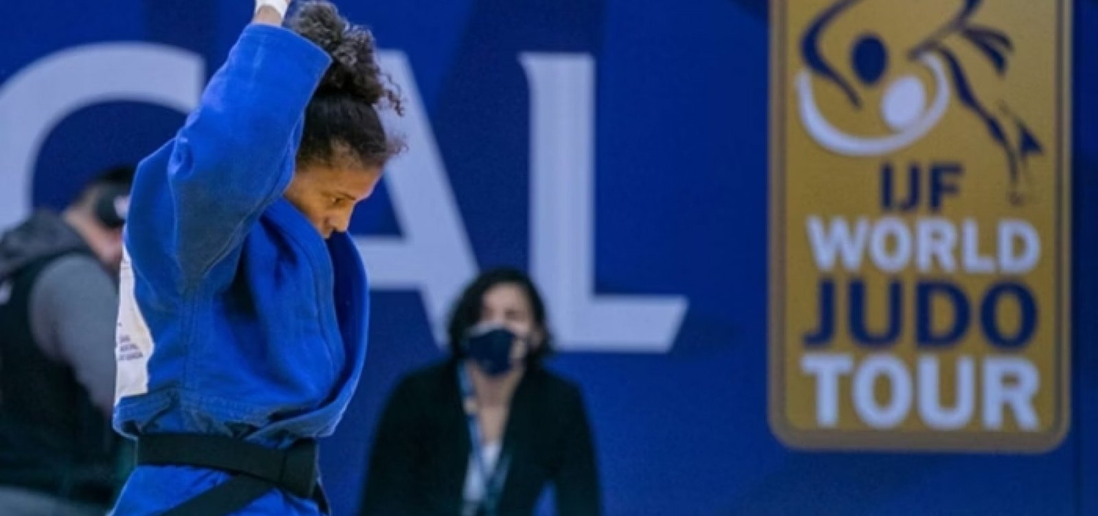 Rafaela Silva avança para a semifinal do judô nas Olimpíadas