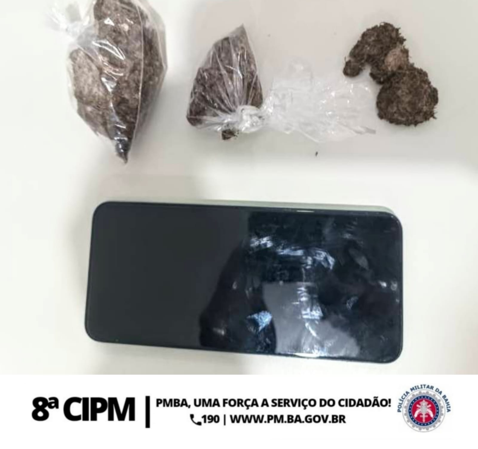 PETO da 8ª CIPM Apreende Droga Com Jovem no Bairro São Francisco em Itapetinga