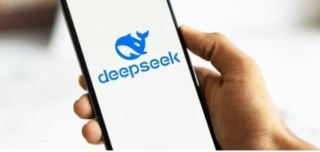 DeepSeek supera ChatGPT nos EUA e provoca queda de US$ 1 trilhão em valor de mercado