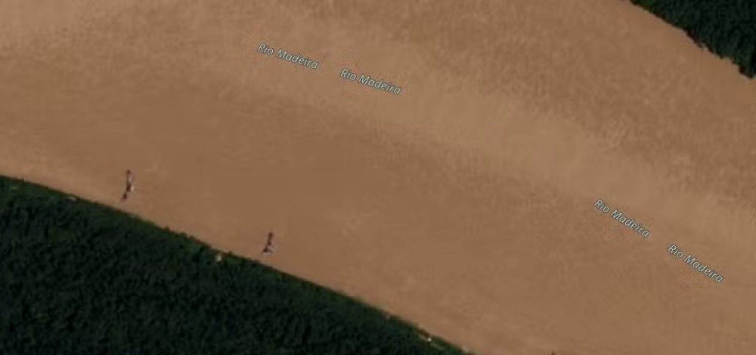 Monitoramento via satélite identifica 130 balsas de garimpo ilegal em rio do Amazonas